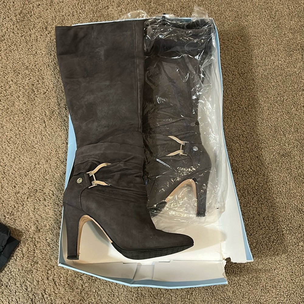 Antonio Melani women’s boots, grey size 9M